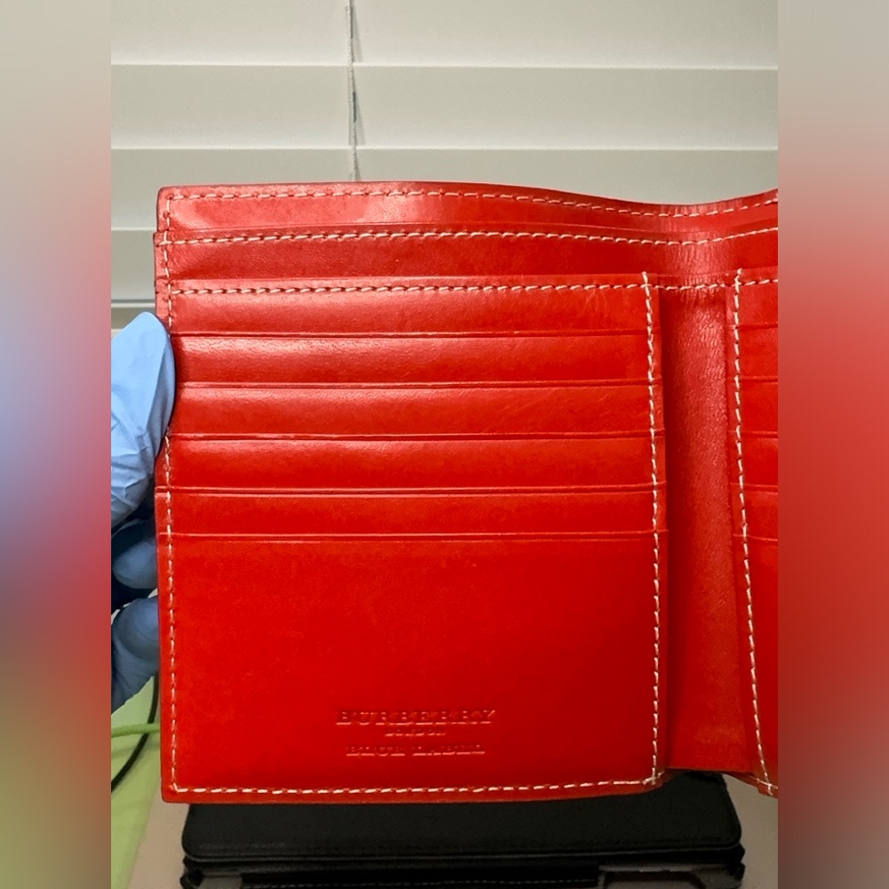 Burberry Blue Label red leather wallet - Picture 9 of 16